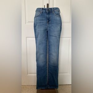Sonoma Curvy Straight Jeans 4R